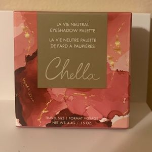 Chella hello beautiful eyeshadow palette